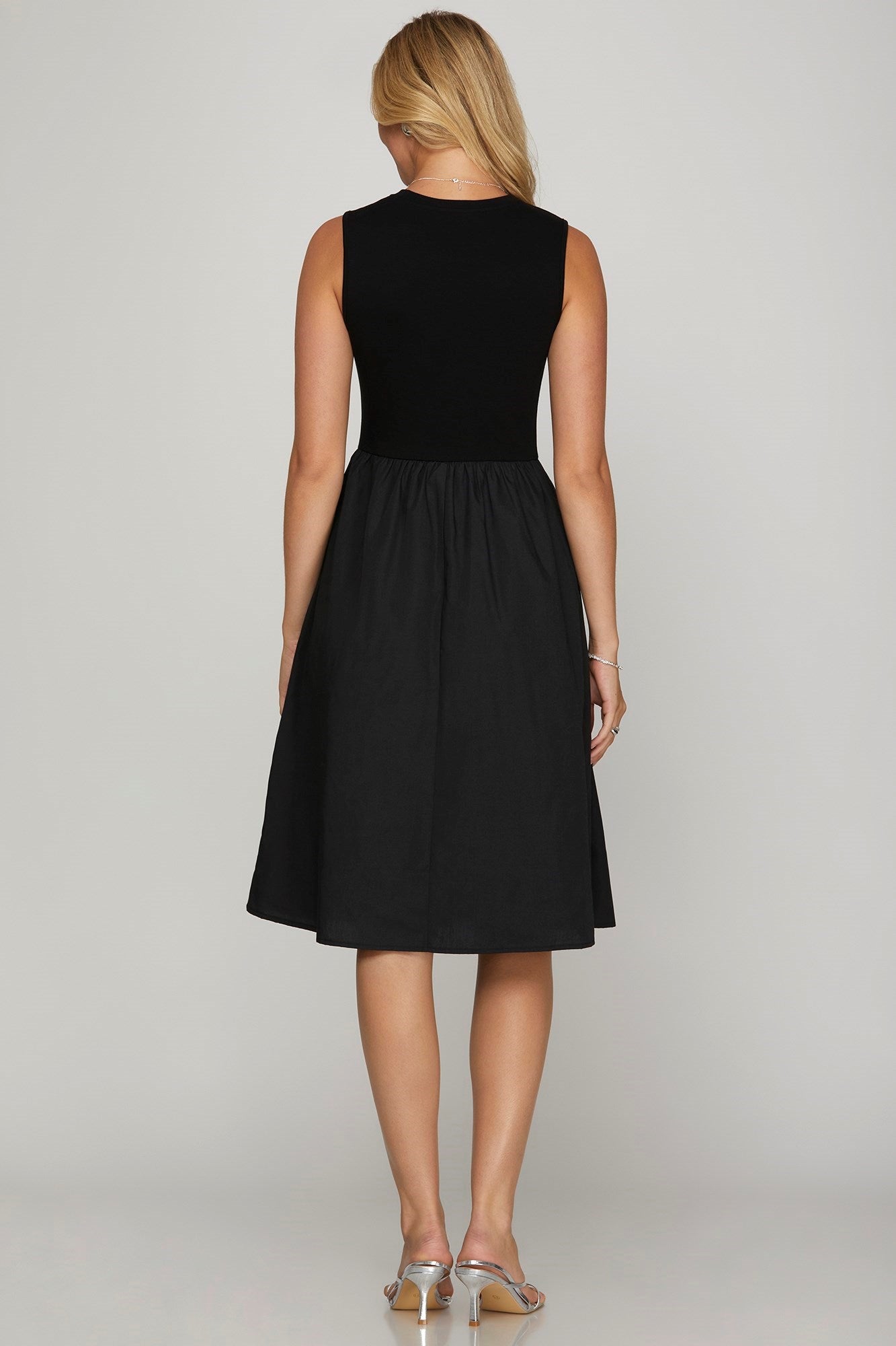 She + Sky Full Size Sleeveless Poplin Woven Midi Dress with Pockets Plus Size